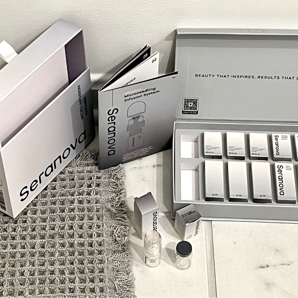 The Kit of Empty vials and disinfected ultra-fine needles